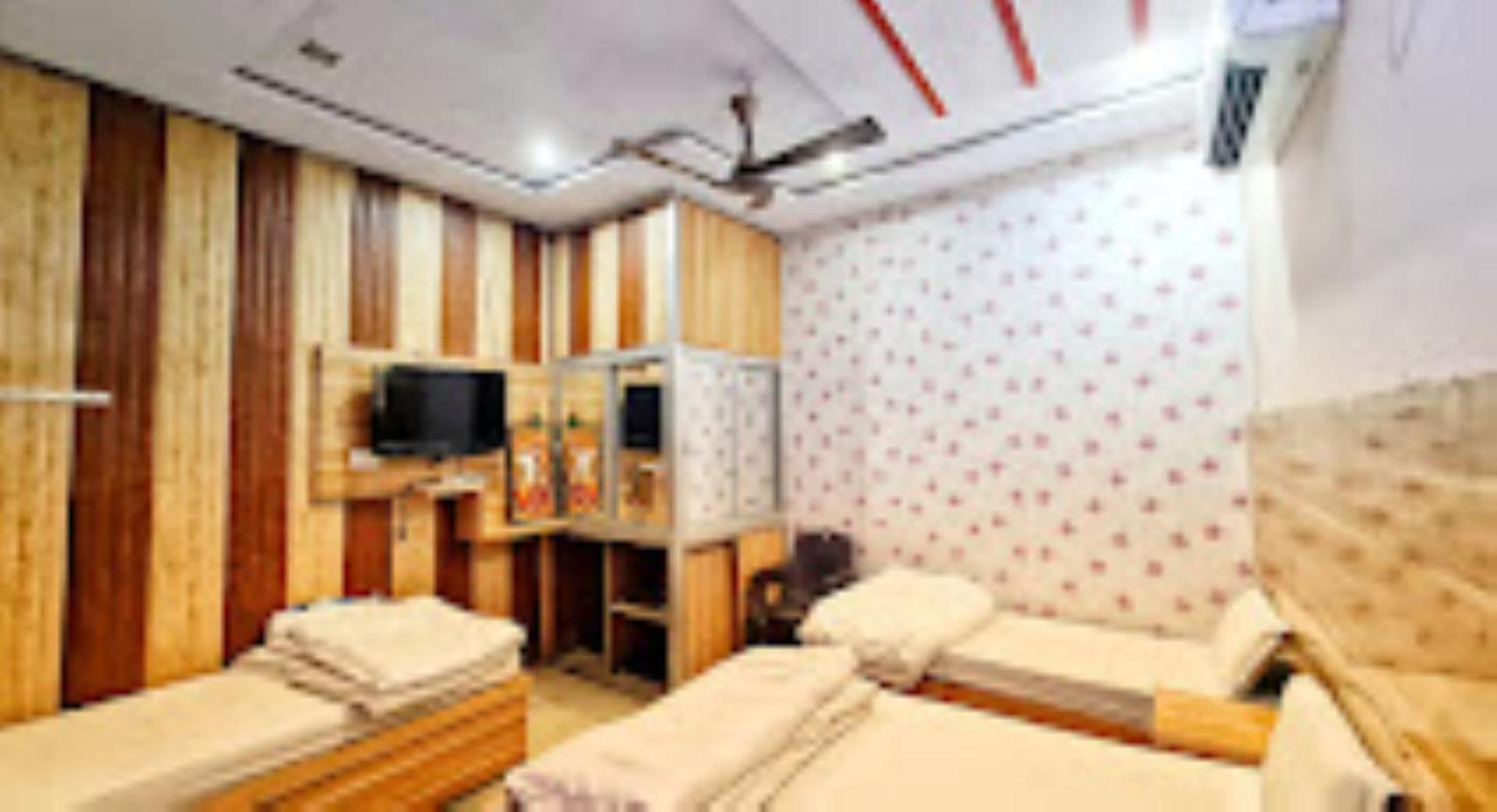 Hotel Mahabir Inn Mathura Zewnętrze zdjęcie