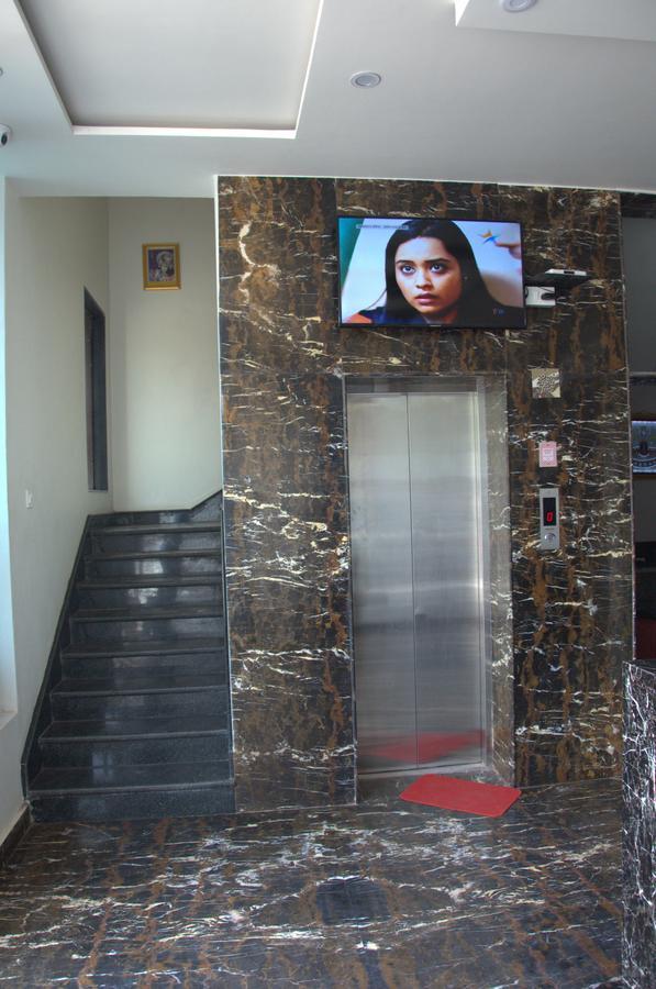 Hotel Mahabir Inn Mathura Zewnętrze zdjęcie